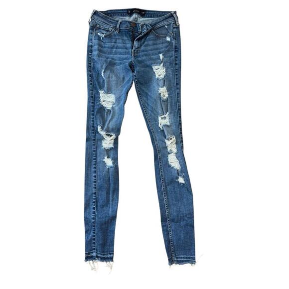 Hollister Super Skinny Distressed Jeans Women’s 27 Casual Thrashed Low Rise - Picture 2 of 9